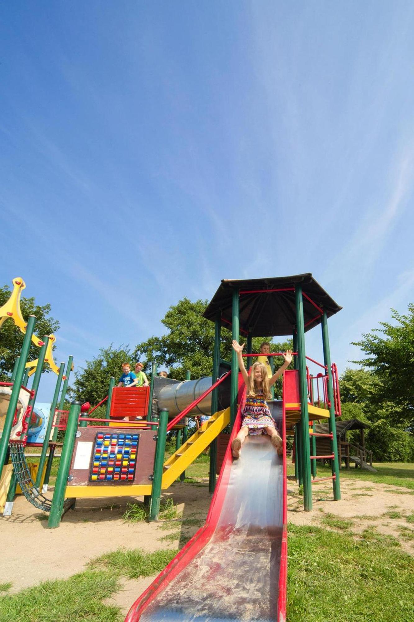 Holiday Complex Schuldt Behrensdorf מראה חיצוני תמונה